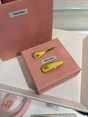 Miumiu Enameled Metal Hair Clip Yellow - 3