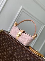 LV Pochette Mia Monogram Emblème Rose Ruban M2A382 - 22x14.5x8cm - 1