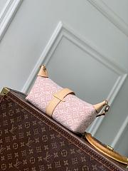 LV Pochette Mia Monogram Emblème Rose Ruban M2A382 - 22x14.5x8cm - 2