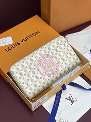 LV Zippy Wallet Stamp Banana M28463 - 21x10x2.5cm - 1