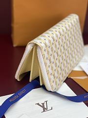 LV Zippy Wallet Stamp Banana M28463 - 21x10x2.5cm - 5