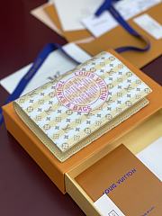 LV Passport Cover Stamp Banana M29034 - 14x2.5x10cm - 2