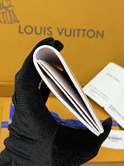 LV Passport Cover Monogram Empreinte  - 14x2.5x10cm - 5