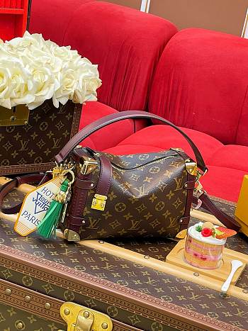 LV Side Trunk MM Monogram Ebene M28569 - 23.5x16x8.5cm