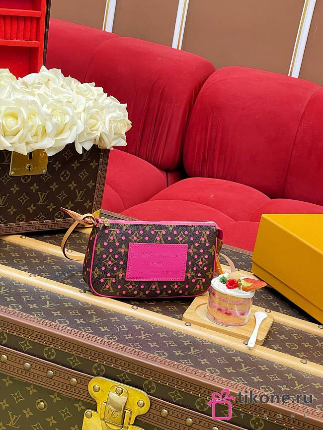 LV Pochette Accessoires Monogram Perfo/Pop Crush Pink M29001 - 23.5x13.5x4cm - 1