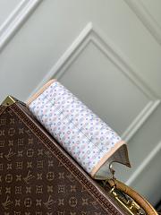 LV OnTheGo PM Stamp Blue M29477 - 25x19x11.5cm - 4