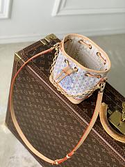 LV Nano Noé Stamp Blue M29029 - 13x16x10cm - 3