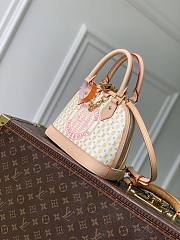 LV Alma BB Stamp Banana M28672 - 23.5x17.5x11.5cm - 3