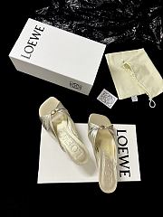 Loewe Pebble Soft Slide in Laminated Lambskin Gold 4.5cm - 4
