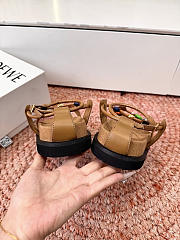 Loewe Pebble Beads Fussbett Sandal in Nappa Lambskin Camel - 2
