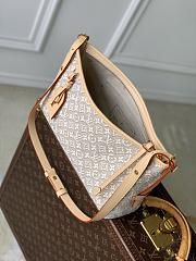 LV Carryall East-West Monogram Emblème Peuplier M2A136 - 36x19x10cm - 2