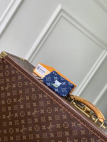 LV Pochette Clés Monogram Flowers Denim Blue M27561 - 13x8x1.5cm