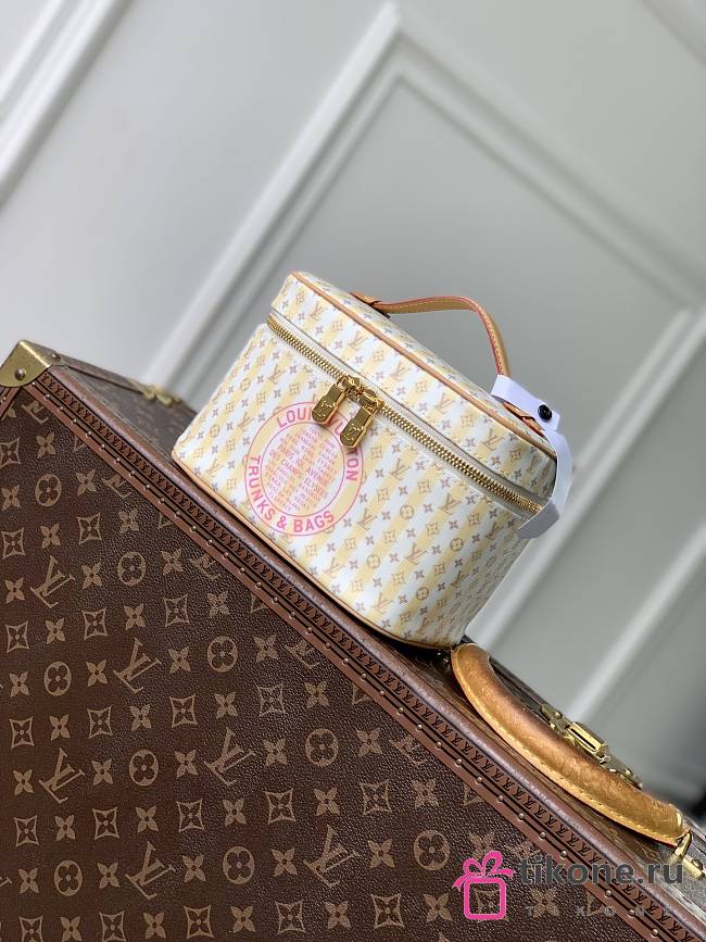 LV Nice Mini Stamp Banana M28702 - 20x13.5x12cm - 1