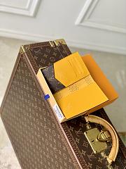 LV Passport Cover Monogram Grid Canvas/Yellow M29285 - 14x2.5x10cm - 4