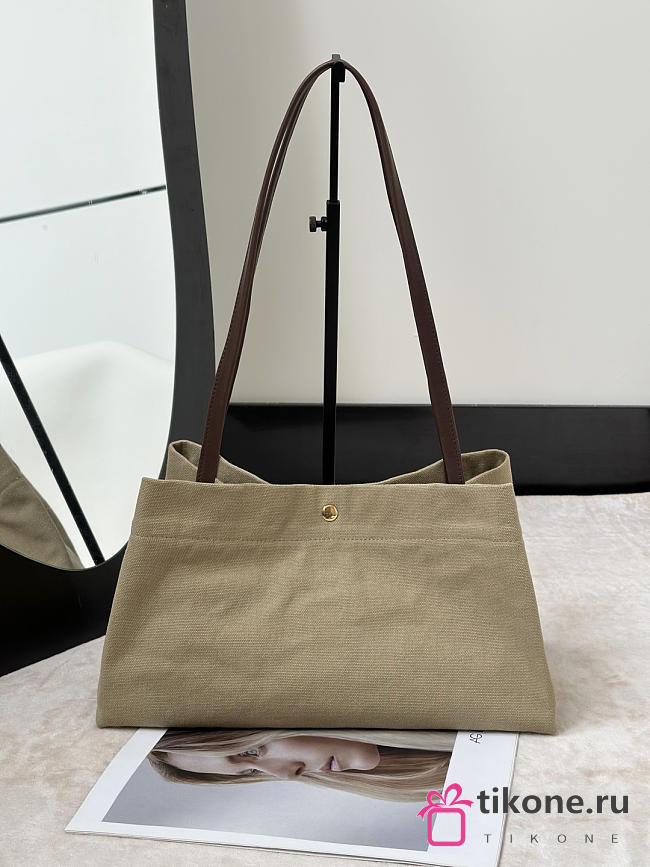 The Row Idaho Shoulder Bag Tan - 34x16x18cm - 1