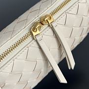 Bottega Veneta Heart/Valentine's Intrecciato Concert Pouch in Sea Salt  - 18.5x11.5x8.5cm - 3