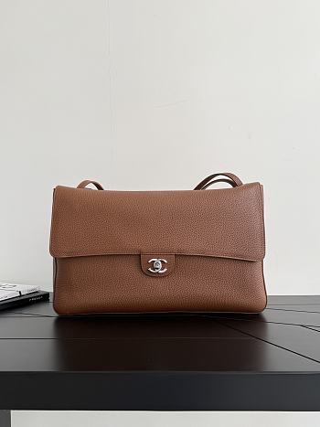 Chanel Maxi Flapbag Grained Calfskin & Silver Metal Brown - 38.5x26x11cm