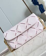 LV Wallet On Chain Ivy Monogram Empreinte Light Bliss Couture M29502 - 23.5x12x4.3cm - 2