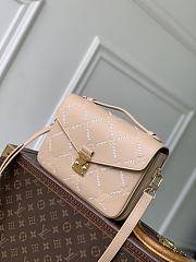 LV Pochette Métis MM Monogram Empreinte Hazelnut Couture M29497 - 25x19x7cm - 1
