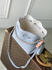 LV Bella Mahina Leather Bleu Olympe M28885 - 19x22x14cm - 2