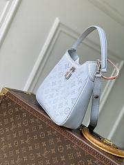 LV All Around PM Mahina Leather Bleu Olympe M28779 - 25x20x6cm - 3