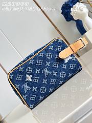 LV Locker Dopp Kit Monogram Flowers Denim Blue M28363 - 23x13x12cm - 6