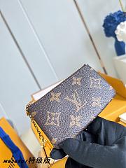 LV Key Pouch Monogram Canvas M62650 - 12x7x1.5cm - 4