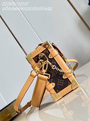 LV Side Trunk MM Monogram Perfo Neon Wave M28490 - 23.5x16x8.5cm - 4