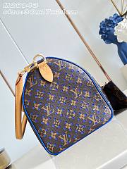 LV Speedy Soft 30 Monogram Perfo Neon Wave M29143 - 30x21x17cm - 3