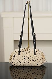 Chanel Clutch with Chain Lambskin Light Beige & Black AP5251 - 27x7.5x12cm - 4