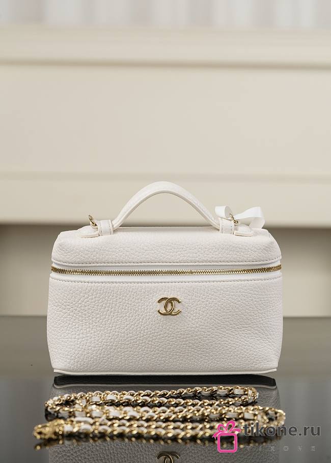 Chanel Large Vanity with Chain Grained Calfskin & Gold-Tone Metal White AP5347 - 23x15x5cm - 1