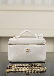 Chanel Large Vanity with Chain Grained Calfskin & Gold-Tone Metal White AP5347 - 23x15x5cm - 1