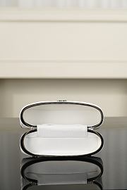 Chanel Vanity with Chain Lambskin & Gold-Tone Metal White & Black - 19.5x17x5cm - 6
