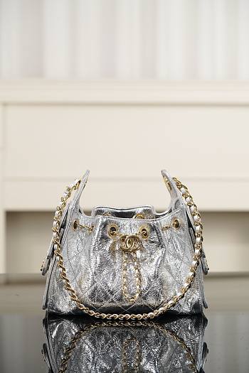 Chanel 25 Mini Handbag Metallic Calfskin & Gold-Tone Metal Silvery AS5631 - 22x20x12.5cm