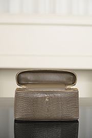Chanel Vanity With Chain Lizard Embossed Calfskin & Gold-Tone Metal Dark Khaki - 19.5x17x5cm - 4