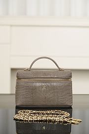 Chanel Vanity With Chain Lizard Embossed Calfskin & Gold-Tone Metal Dark Khaki - 19.5x17x5cm - 6