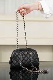 Chanel Clutch with Chain Grained Shiny Calfskin & Gold-Tone Metal Black AP5092 - 19.5x11.7x5.5cm - 4