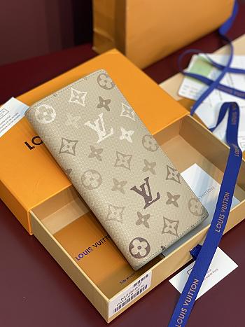 LV Brazza Wallet Monogram Surplus Canvas Sand Beige M29257 - 19x10x2cm