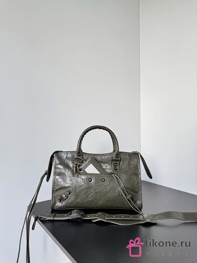 Balenciaga Le City Bag Small in Green Arena Lambskin - 30x19x9.6cm - 1