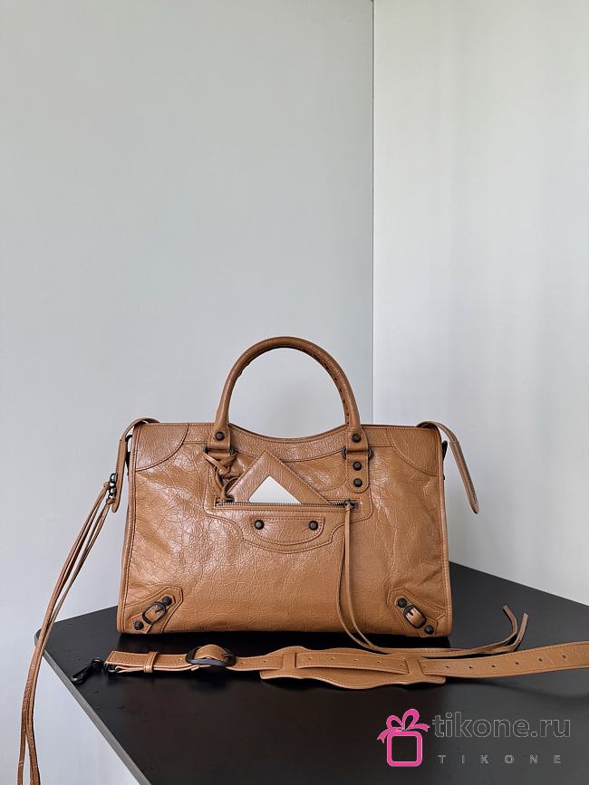 Balenciaga Le City Bag Medium in Camel Arena Lambskin - 38.5x24x15cm - 1