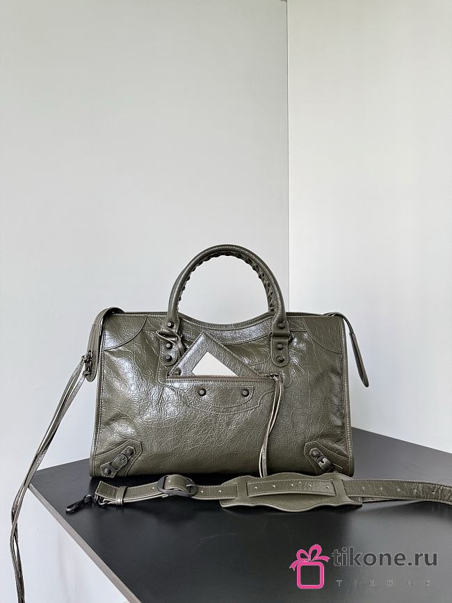 Balenciaga Le City Bag Medium in Army Green Arena Lambskin - 38.5x24x15cm - 1