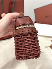 Loro Piana Extra Pocket L19 Calfskin Deep Kummel/Sun Gold (P0AI) - 11x19x7cm - 5
