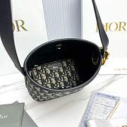 Small Dior Médaillon Bucket Bag Blue Dior Oblique Jacquard - 19x18x12.5cm - 6