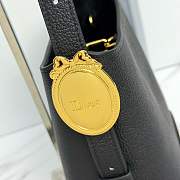 Small Dior Médaillon Bucket Bag Black Grained Calfskin - 19x18x12.5cm - 5