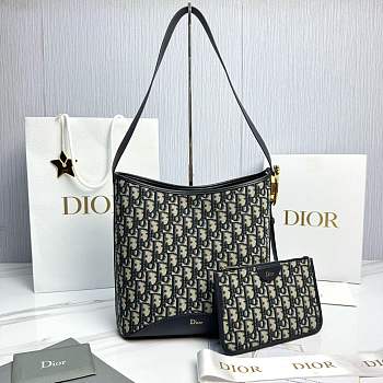 Medium Dior Médaillon Bucket Bag Blue Dior Oblique Jacquard - 26.5x26x15cm
