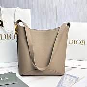 Medium Dior Médaillon Bucket Bag Trench Grained Calfskin - 26.5x26x15cm - 4