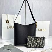 Medium Dior Médaillon Bucket Bag Black Grained Calfskin - 26.5x26x15cm - 1