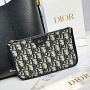 Medium Dior Médaillon Bucket Bag Black Grained Calfskin - 26.5x26x15cm - 4