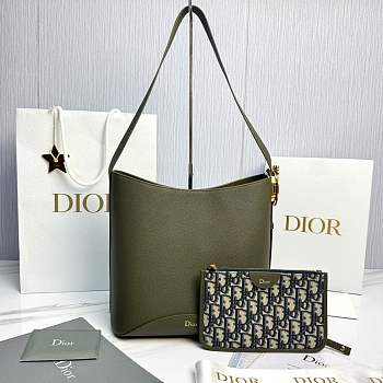 Medium Dior Médaillon Bucket Bag Khaki Grained Calfskin - 26.5x26x15cm