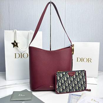 Medium Dior Médaillon Bucket Bag Hermitage Red Grained Calfskin - 26.5x26x15cm